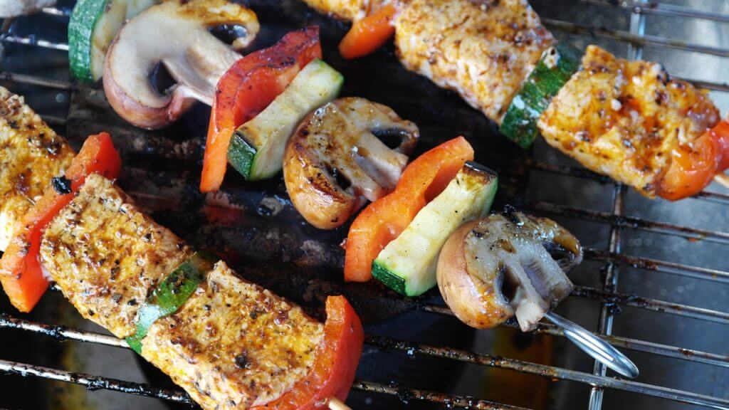 Food Safety | BBQ Grilling Tips | Nutrition Nuptials | Mandy Enright MS RDN RYT | 